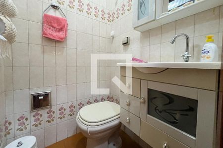 Casa à venda com 209m², 3 quartos e 6 vagasLavabo