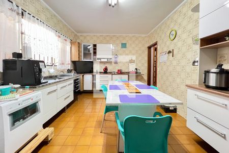 Casa à venda com 209m², 3 quartos e 6 vagasCozinha