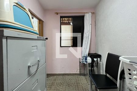 Casa à venda com 209m², 3 quartos e 6 vagasQuarto de Serviço