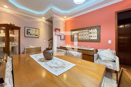 Casa à venda com 209m², 3 quartos e 6 vagasSala 1