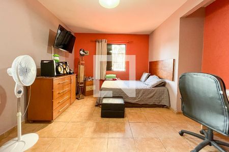 Casa à venda com 209m², 3 quartos e 6 vagasQuarto 2