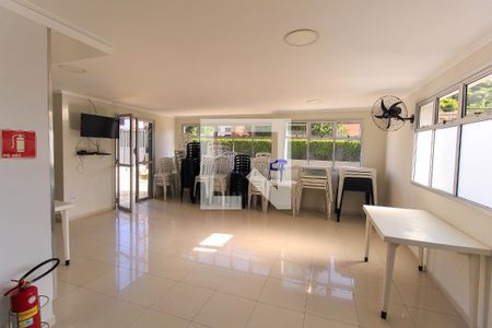 Apartamento para alugar com 61m², 3 quartos e 1 vagaÁrea comum - Salão de festas
