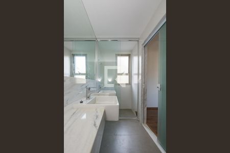 Apartamento para alugar com 127m², 3 quartos e 3 vagasBanheiro da Suíte