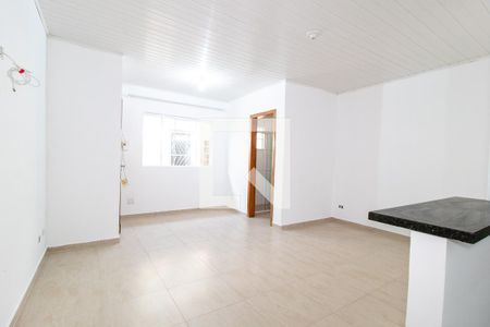 Kitnet de kitnet/studio para alugar com 1 quarto, 25m² em Novo Mundo, Curitiba