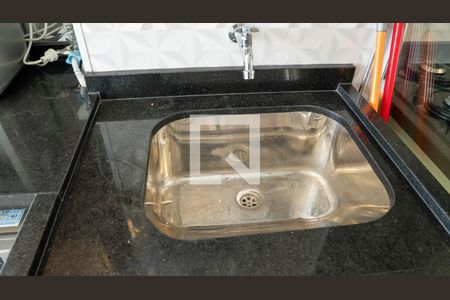 Apartamento para alugar com 65m², 2 quartos e 1 vagaÁrea de Serviço/cozinha