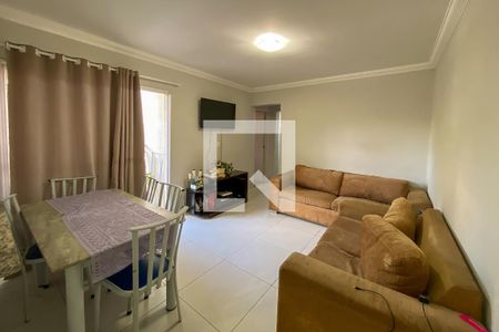 Sala de apartamento à venda com 2 quartos, 70m² em João Pinheiro, Belo Horizonte