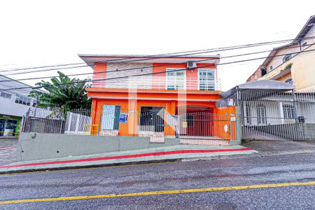 Apartamento para alugar com 2 quartos, 70m² em Barreiros, São José