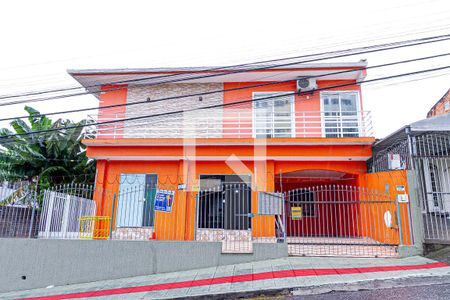 Fachada de apartamento para alugar com 2 quartos, 70m² em Barreiros, São José
