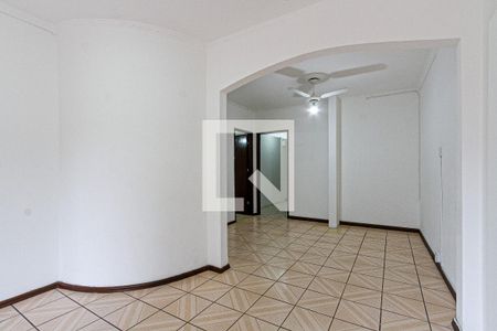 sala de apartamento para alugar com 2 quartos, 70m² em Barreiros, São José