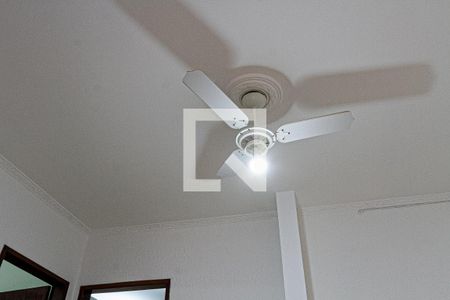 Sala de apartamento para alugar com 2 quartos, 70m² em Barreiros, São José