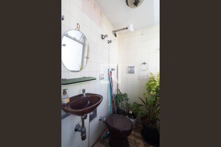 Apartamento à venda com 178m², 3 quartos e 2 vagasÁrea de serviço - banheiro