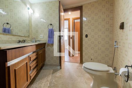 Apartamento à venda com 178m², 3 quartos e 2 vagasBanheiro social