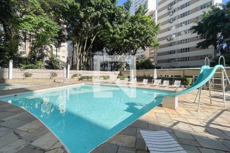 Apartamento à venda com 178m², 3 quartos e 2 vagasPiscina