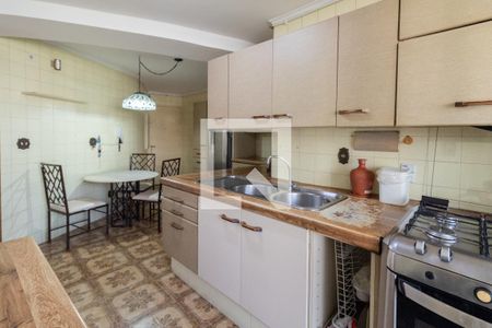 Apartamento à venda com 178m², 3 quartos e 2 vagasCozinha