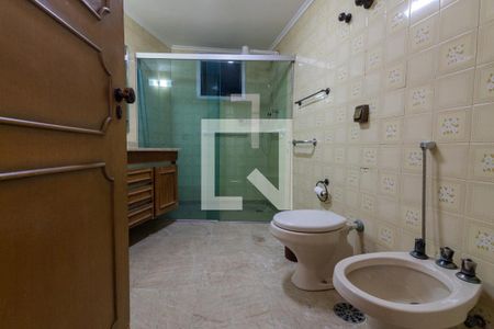Apartamento à venda com 178m², 3 quartos e 2 vagasSuíte - banheiro