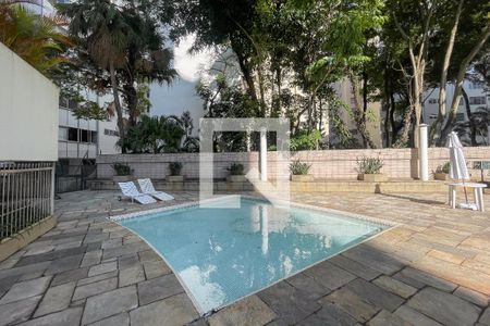 Apartamento à venda com 178m², 3 quartos e 2 vagasPiscina