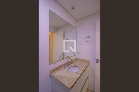 Apartamento à venda com 190m², 3 quartos e 2 vagas Apartamento à venda com 190m², 3 quartos e 2 vagasSuíte