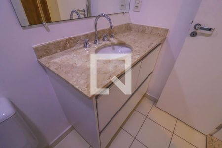 Apartamento à venda com 190m², 3 quartos e 2 vagas Apartamento à venda com 190m², 3 quartos e 2 vagasSuíte