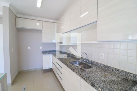 Apartamento à venda com 190m², 3 quartos e 2 vagas Apartamento à venda com 190m², 3 quartos e 2 vagasCozinha e Área de Serviço