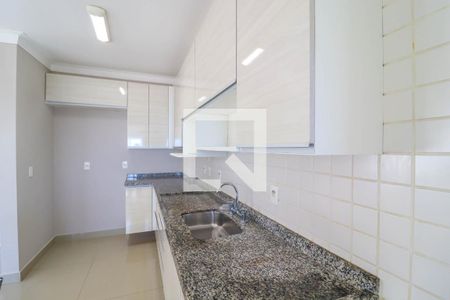 Apartamento à venda com 190m², 3 quartos e 2 vagas Apartamento à venda com 190m², 3 quartos e 2 vagasCozinha e Área de Serviço