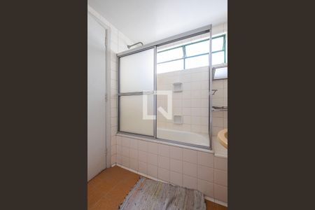 Suíte - Banheiro de apartamento à venda com 3 quartos, 135m² em Jardim Paulista, São Paulo
