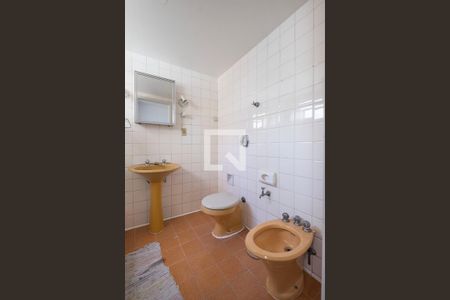 Suíte - Banheiro de apartamento à venda com 3 quartos, 135m² em Jardim Paulista, São Paulo