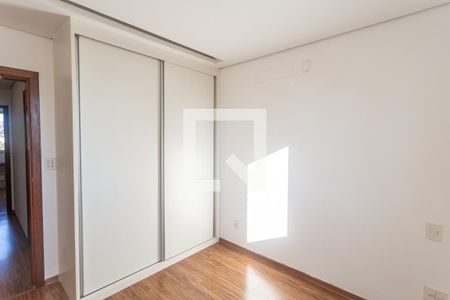 Suíte 1 de apartamento para alugar com 4 quartos, 147m² em Lourdes, Belo Horizonte