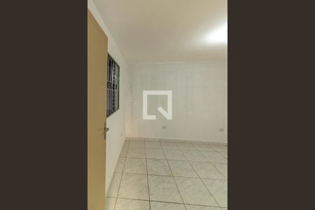 Quarto de casa para alugar com 1 quarto, 35m² em Vila Penteado, São Paulo