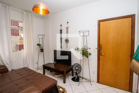 Sala de apartamento à venda com 3 quartos, 88m² em Sagrada Família, Belo Horizonte