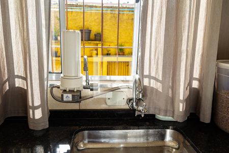 Casa à venda com 100m², 3 quartos e 2 vagasCozinha da Casa 2 - Pia