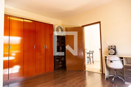 Casa à venda com 100m², 3 quartos e 2 vagasSuíte da casa 2