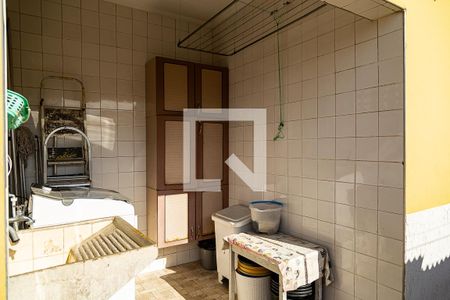 Casa à venda com 100m², 3 quartos e 2 vagasÁrea de Serviço da Casa 2