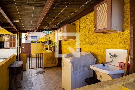 Casa à venda com 100m², 3 quartos e 2 vagasQuintal e Área de Serviço