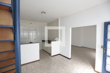 Sala de casa para alugar com 1 quarto, 80m² em Califórnia, Belo Horizonte