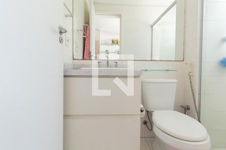 Apartamento à venda com 69m², 2 quartos e 1 vagaSuíte 1 - banheiro