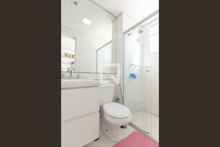 Apartamento à venda com 69m², 2 quartos e 1 vagaSuíte 1 - banheiro