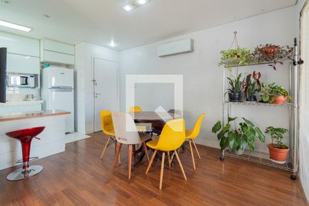 Sala de apartamento à venda com 2 quartos, 69m² em Pinheiros, São Paulo