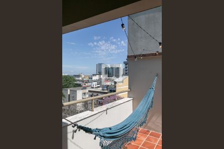 Apartamento para alugar com 80m², 2 quartos e 1 vagaVaranda