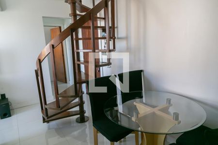 Apartamento para alugar com 80m², 2 quartos e 1 vagaSala