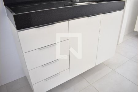 Apartamento para alugar com 42m², 2 quartos e 1 vagaCozinha - Armários