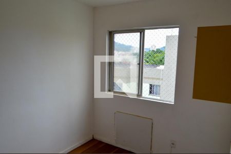 Quarto 1 de apartamento à venda com 2 quartos, 40m² em Cidade de Deus, Rio de Janeiro