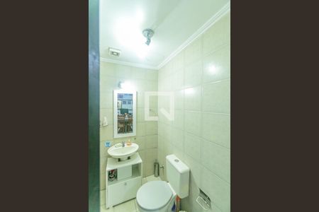 Lavabo de casa de condomínio à venda com 3 quartos, 185m² em Teresópolis, Porto Alegre