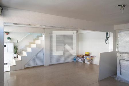 Casa à venda com 120m², 2 quartos e 3 vagas Casa à venda com 120m², 2 quartos e 3 vagasGaragem