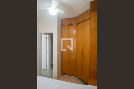 Casa à venda com 120m², 2 quartos e 3 vagas Casa à venda com 120m², 2 quartos e 3 vagasQuarto 1