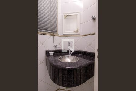 Casa de condomínio para alugar com 200m², 3 quartos e 2 vagas Casa de condomínio para alugar com 200m², 3 quartos e 2 vagasLavabo