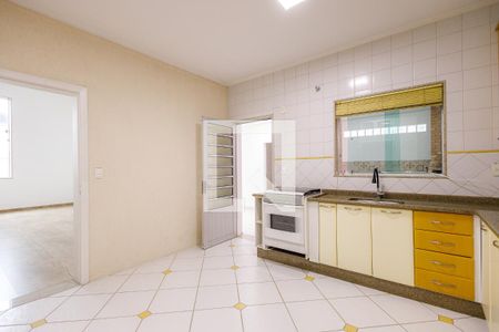 Cozinha de casa de condomínio para alugar com 3 quartos, 200m² em Vila Sao Geraldo, Taubaté