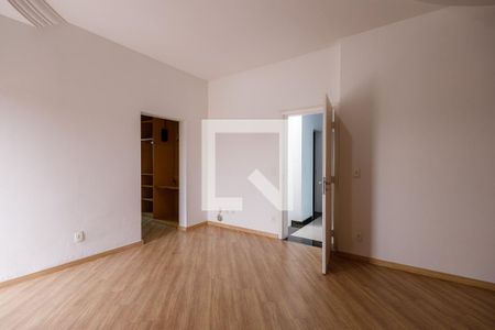 Casa de condomínio para alugar com 200m², 3 quartos e 2 vagas Casa de condomínio para alugar com 200m², 3 quartos e 2 vagasSuíte