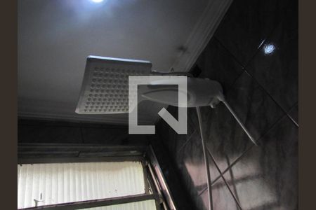 Apartamento à venda com 45m², 2 quartos e 2 vagasDetalhe do Banheiro