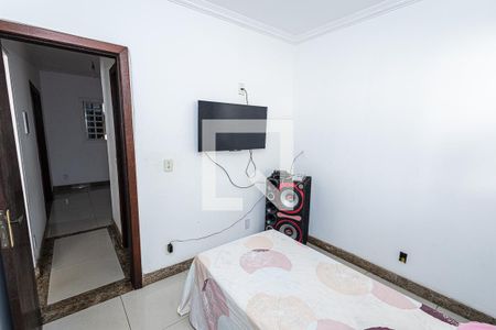 Quarto 1 de casa para alugar com 3 quartos, 100m² em Rosana, Ribeirão das Neves