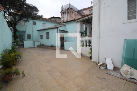 Área externa de casa para alugar com 3 quartos, 152m² em Liberdade, São Paulo